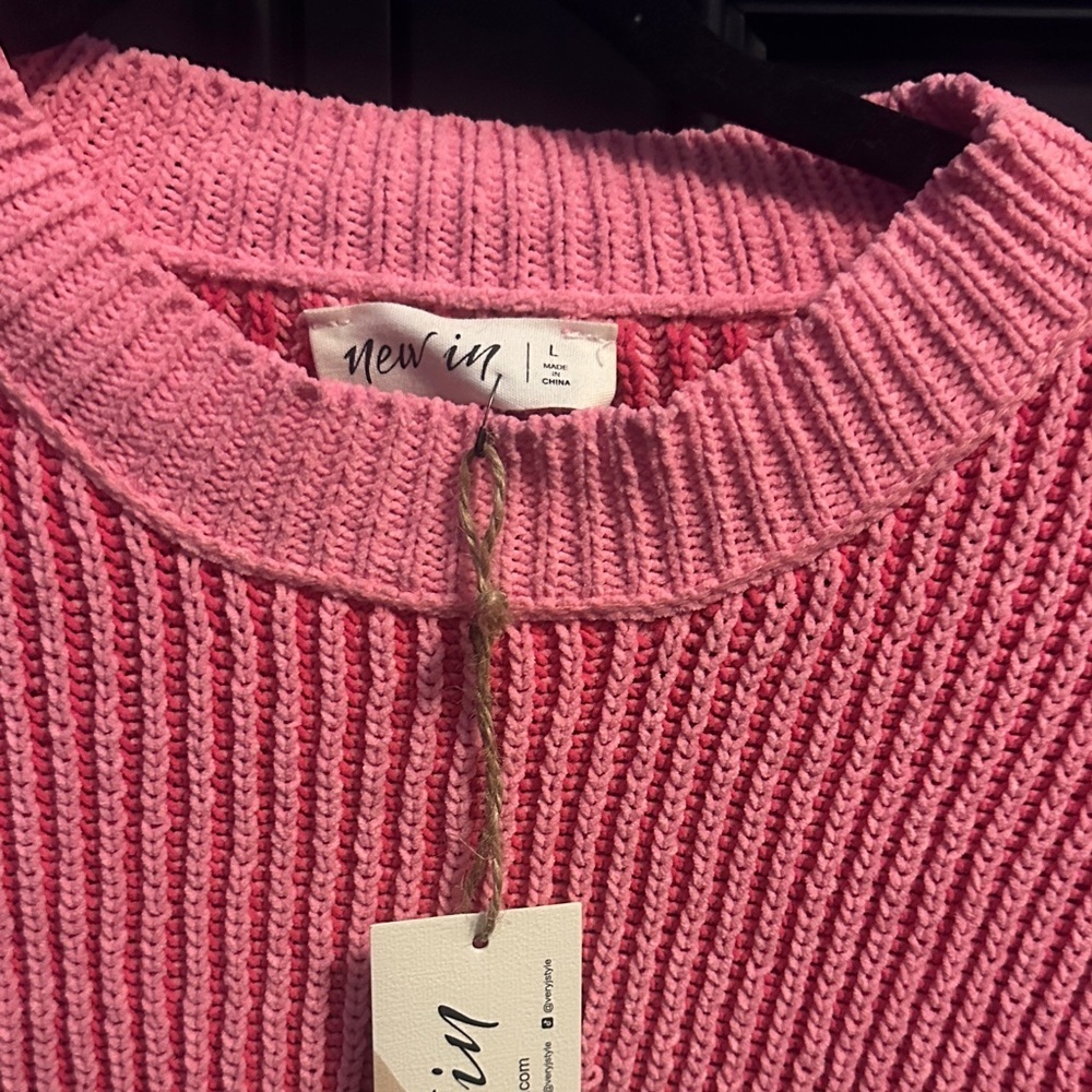 New In Pink Ribbed Crew Neck Sweater🛍️ - Picture 2 of 4